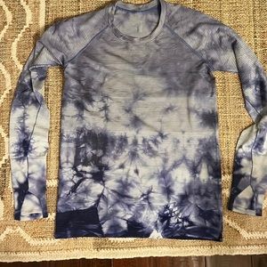 Lululemon top size 10